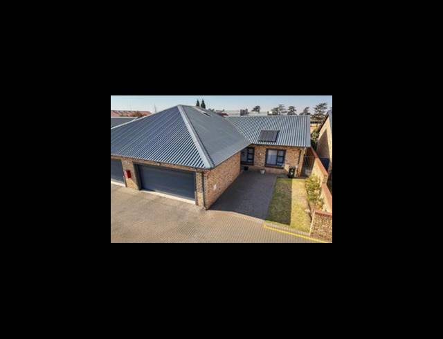 3 BEDROOM CLUSTER FOR SALE IN NEW REDRUTH